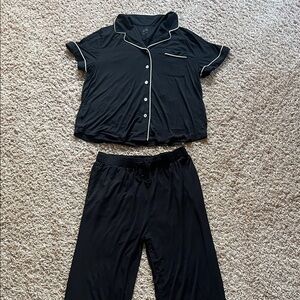Cozy Earth Black Short-Sleeve/Long Pants Pajama Set🖤